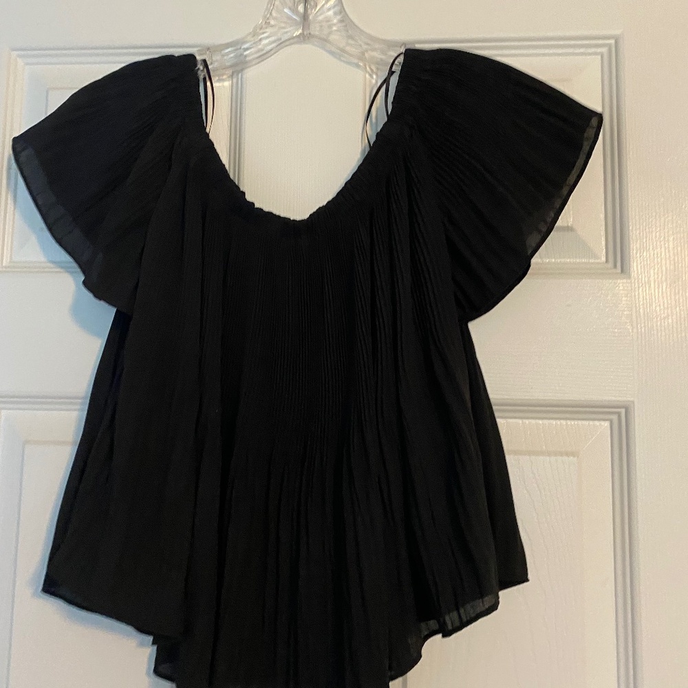 Plisse off the shoulder top